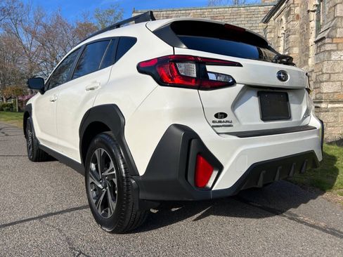 Used 2024 Subaru Crosstrek 2.0i Premium AWD/4WD image 13