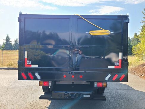 New 2024 Chevrolet Low Cab Forward image 9