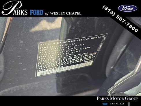 Used 2023 Volkswagen Tiguan SE w/ Panoramic Sunroof Package image 33