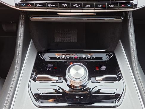 New 2026 Jeep Grand Wagoneer Limited AWD/4WD image 20