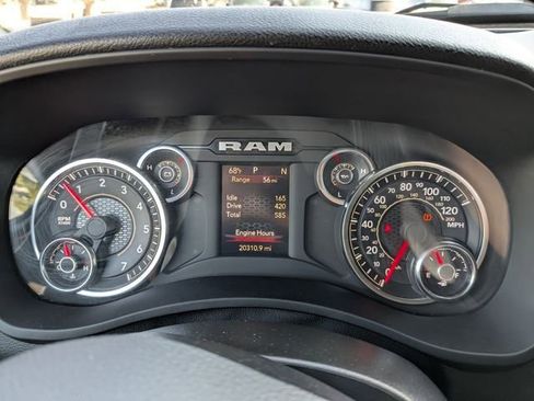 Used 2024 RAM 2500 Big Horn w/ Night Edition AWD/4WD image 6