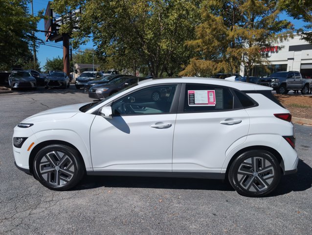 Certified 2023 Hyundai Kona Limited w/ Cargo Package FWD image 9