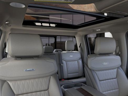 New 2026 Ford F350 Platinum w/ Platinum Plus Package image 22