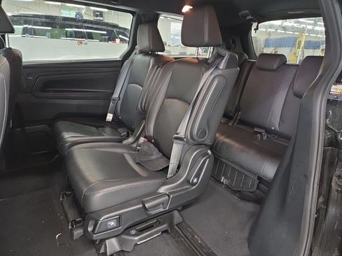 Used 2023 Honda Odyssey Sport image 10