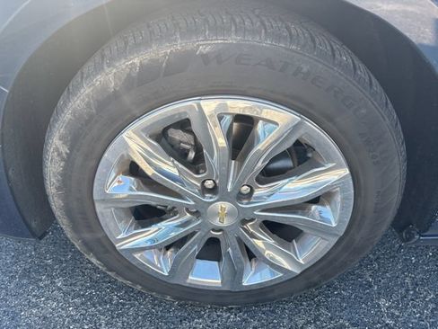 Used 2022 Chevrolet Malibu LT FWD image 5
