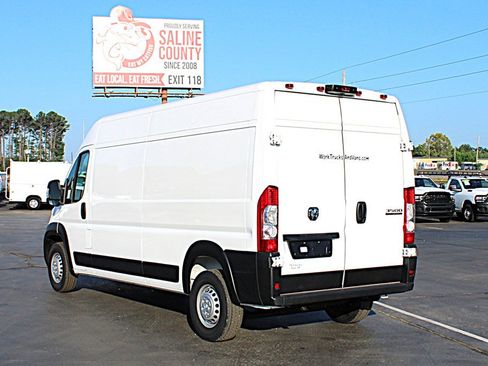 Used 2025 RAM ProMaster 3500 w/ Convenience Group FWD image 4