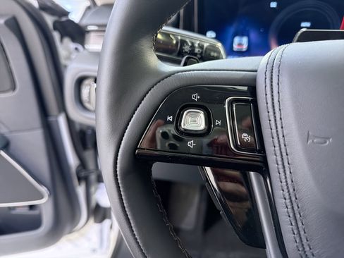 New 2026 Lincoln Aviator 2WD image 14