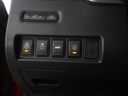 Used 2024 Nissan Murano SL image 28