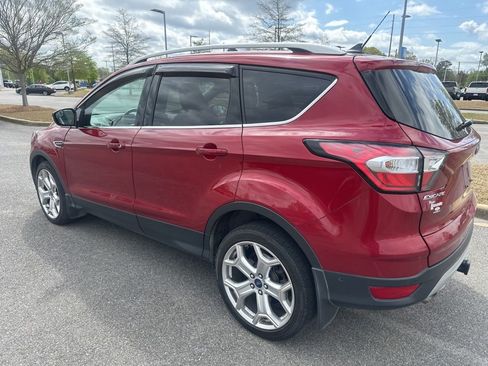 Used 2018 Ford Escape Titanium image 7