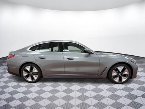 Used 2026 BMW i4 xDrive40i w/ Premium Package AWD/4WD image 7