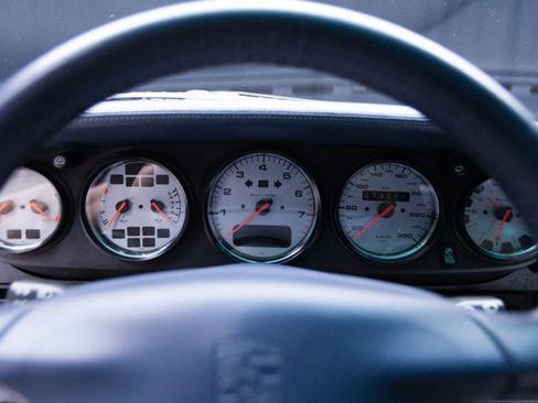 Used 1996 Porsche 911 image 59