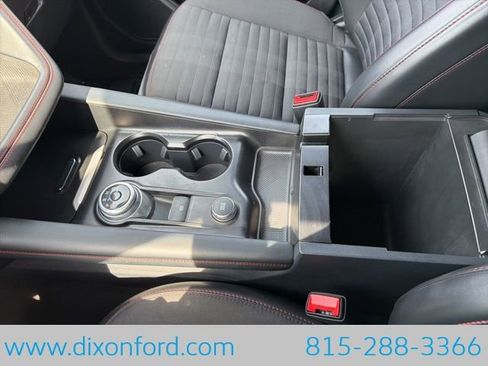 Used 2025 Ford Explorer ST-Line w/ ST-Line Street Pack AWD/4WD image 16