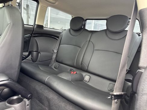 Used 2013 MINI Cooper Clubman FWD image 21