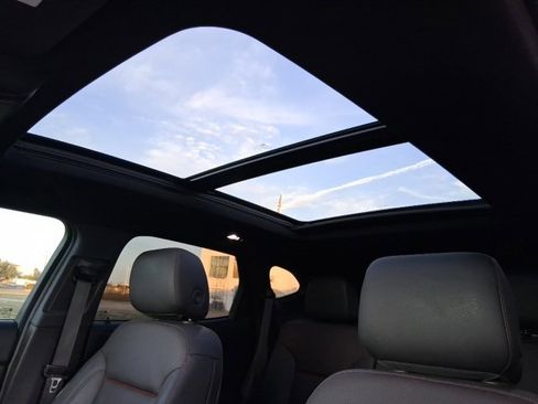 Used 2023 Chevrolet Blazer RS w/ Driver Confidence II Package image 15