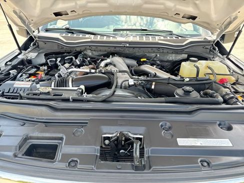 Used 2022 Ford F250 Lariat w/ Lariat Value Package AWD/4WD image 25