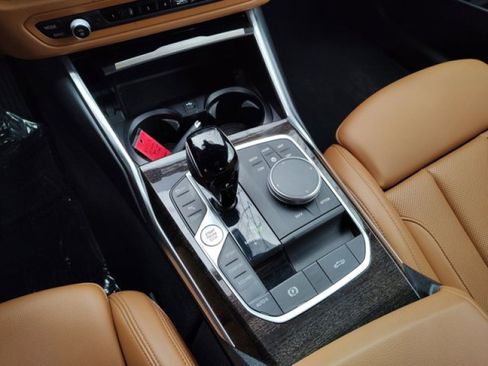 Used 2022 BMW 430i Convertible w/ Convenience Package image 15