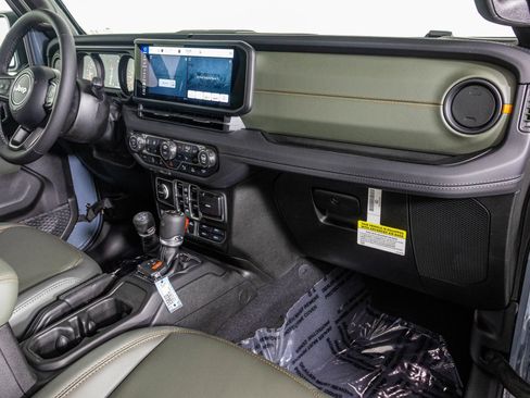 New 2026 Jeep Gladiator Mojave AWD/4WD image 44
