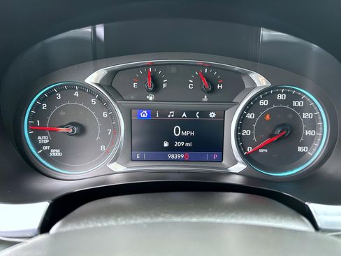 Certified 2020 Chevrolet Traverse LT w/ Driver Confidence II Package image 14