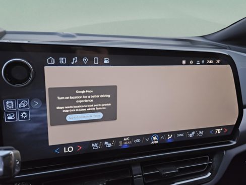 New 2025 Chevrolet Equinox EV RS w/ Convenience Package II image 13