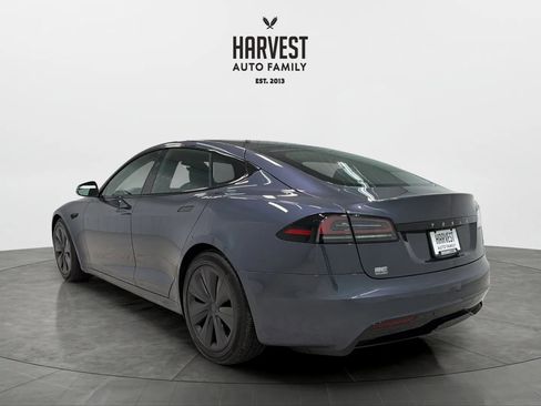Used 2023 Tesla Model S Standard Range image 4