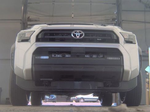 Used 2025 Toyota 4Runner SR5 image 4