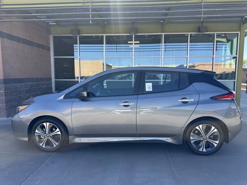 Used 2022 Nissan Leaf SV image 7