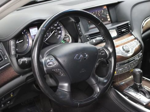 Used 2012 INFINITI M56 x w/ Deluxe Touring Pkg image 14