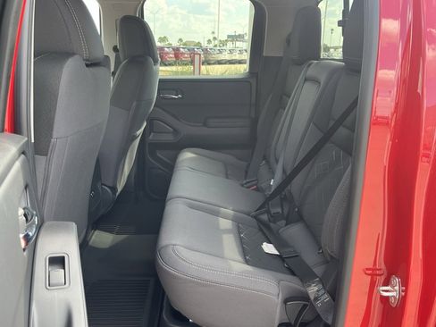 New 2026 Nissan Frontier SV w/ Tow Package image 15