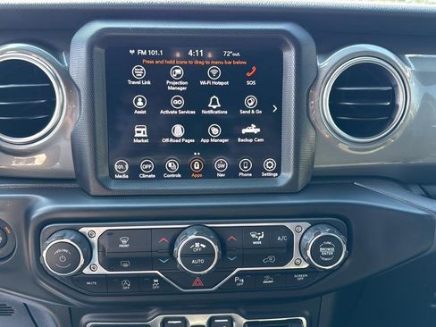 Used 2022 Jeep Gladiator Overland w/ Safety Group AWD/4WD image 32