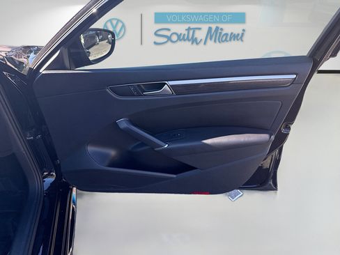 Used 2016 Volkswagen Passat 1.8T SE image 34