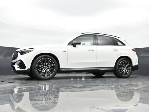 Used 2025 Mercedes-Benz GLC 43 AMG 4MATIC image 32