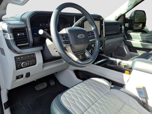 Used 2024 Ford F450 Limited w/ FX4 Off-Road Package image 27