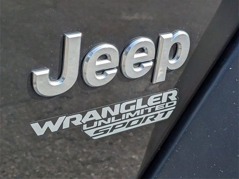 Used 2018 Jeep Wrangler Unlimited Sport S image 14
