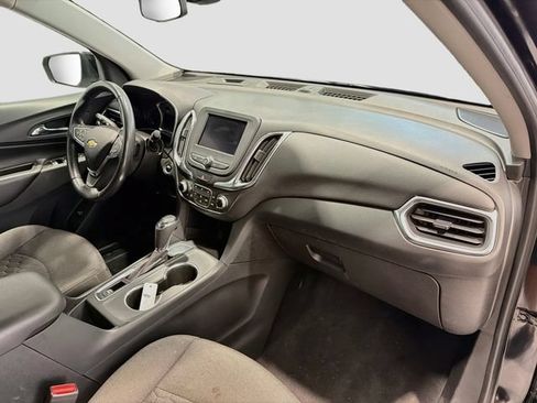 Used 2020 Chevrolet Equinox LT FWD image 25