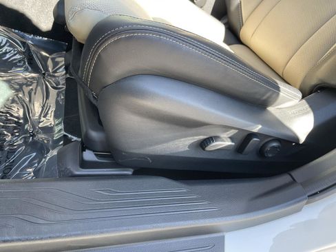 Used 2024 Subaru Outback Limited image 9