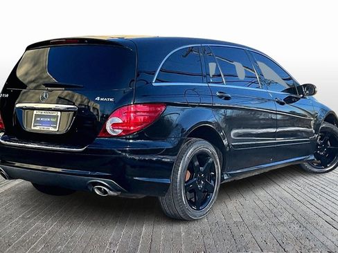 Used 2010 Mercedes-Benz R 350 4MATIC image 9
