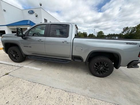 Used 2025 Chevrolet Silverado 2500 LT w/ Trail Boss Package AWD/4WD image 68