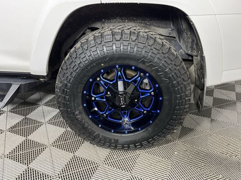 Used 2019 Toyota 4Runner TRD Off-Road Premium image 20