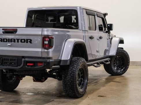 Used 2020 Jeep Gladiator Rubicon AWD/4WD image 30