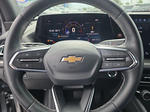 Certified 2026 Chevrolet Traverse LT FWD image 21