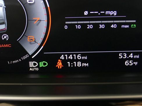 Used 2023 Audi A8 L 3.0T w/ Executive Package image 18