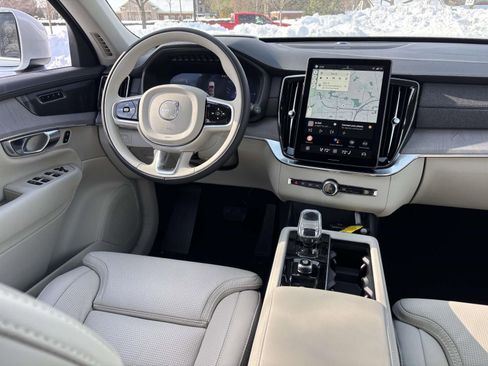 New 2026 Volvo XC90 T8 Ultra w/ Protection Package Premier AWD/4WD image 29