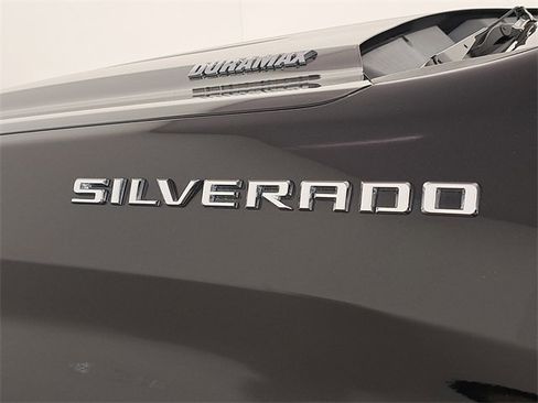 Used 2022 Chevrolet Silverado 1500 LTZ image 9
