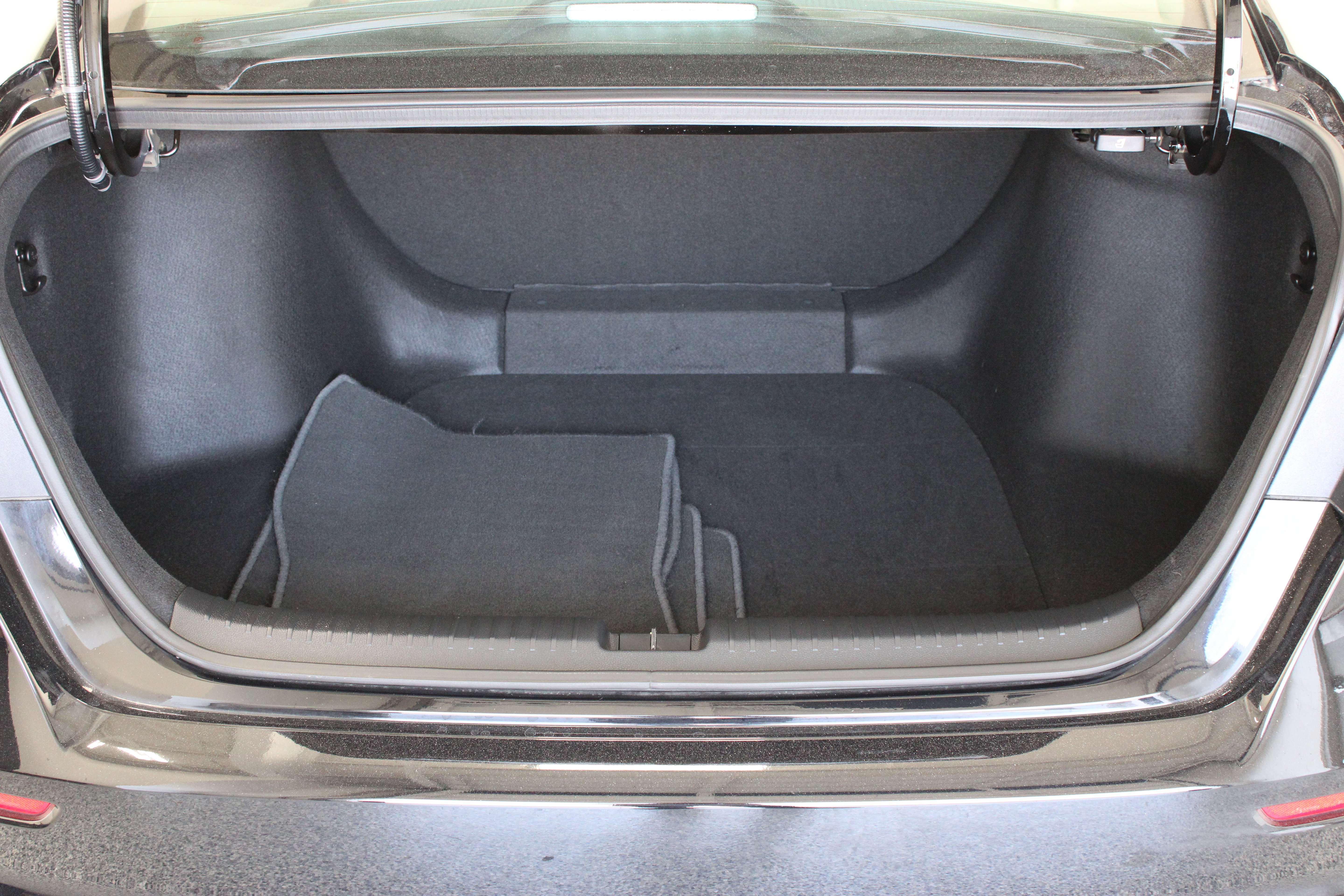 Used 2025 Honda Accord LX image 28