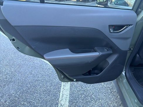 Certified 2025 Subaru Crosstrek 2.5i Limited image 31