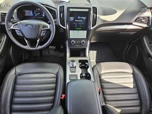 Used 2022 Ford Edge SEL w/ Convenience Package image 8