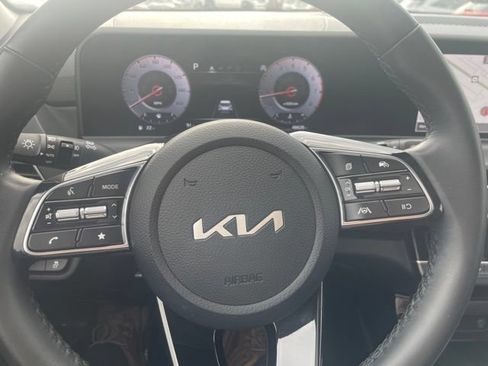 Used 2024 Kia Seltos EX AWD/4WD image 14