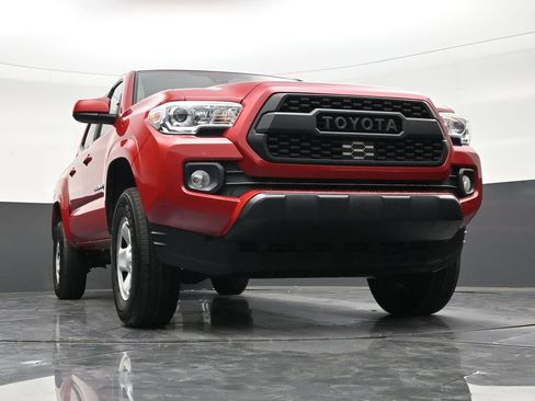 Used 2022 Toyota Tacoma SR5 RWD image 26
