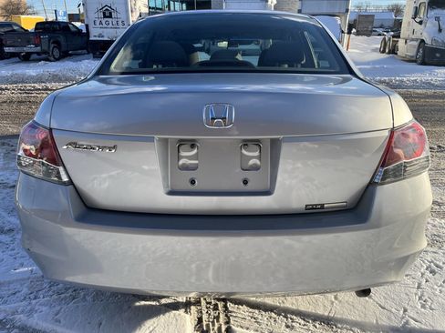 Used 2008 Honda Accord EX image 3