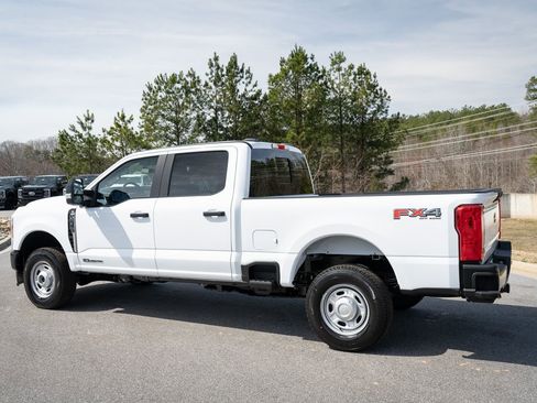 New 2026 Ford F250 XL w/ FX4 Off-Road Package image 7